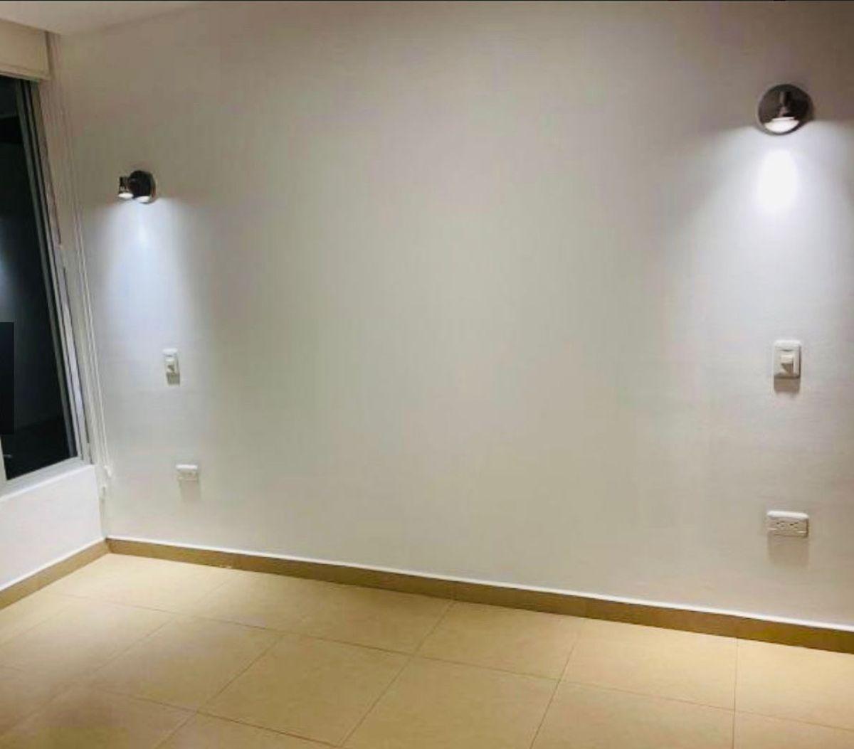 Vendo Rento Excelente Departamento Cumbaya — imagen 8