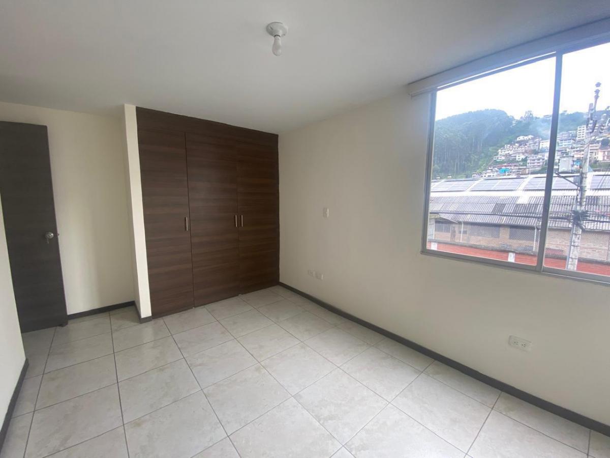 San Bartolo en Venta Conjunto Metropoli Departamento 3 Dorm. - Parqueadero — imagen 4