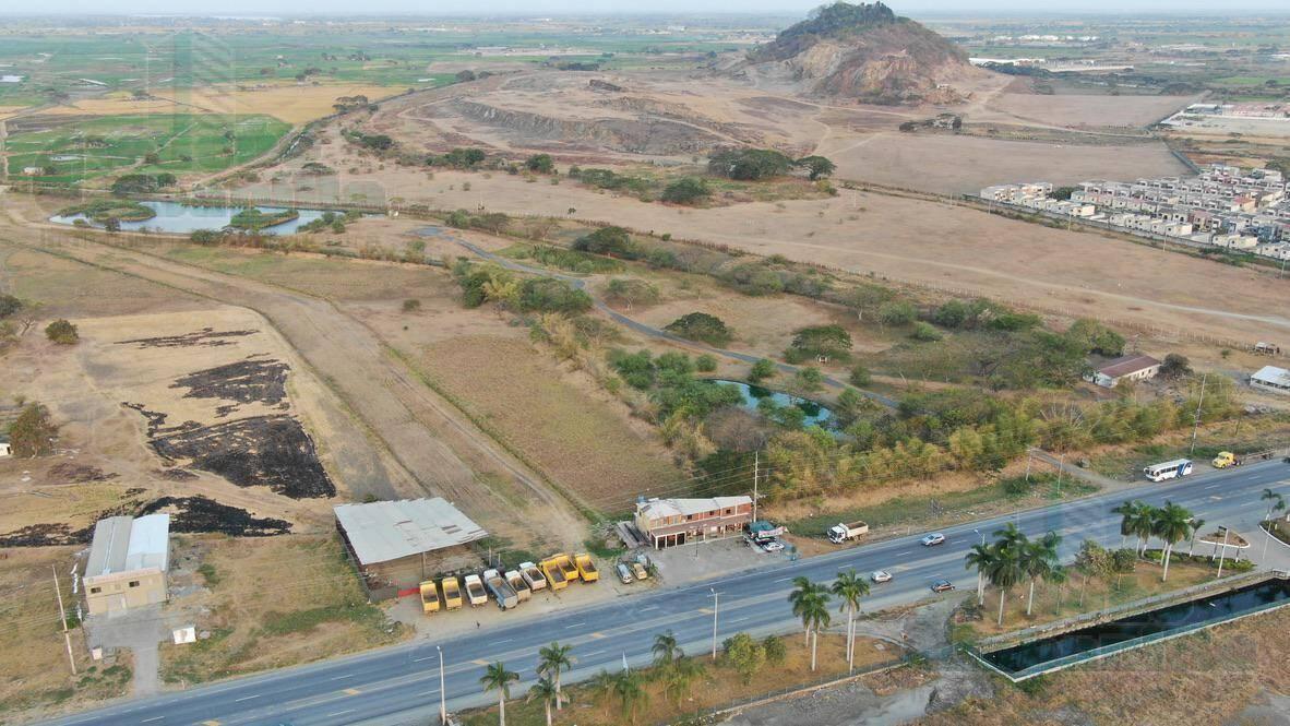 Venta Macro Lote 120.000 m² - Ideal Proyecto Comercial - Via a Samborondon, Guayas — imagen 2