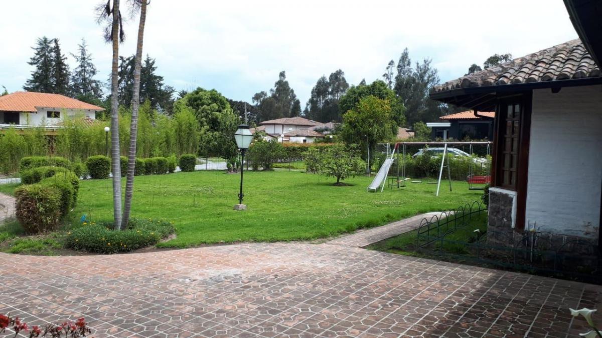 Vendo Terreno 2480 m² a $262 m² Tumbaco La Ceramica — imagen 10