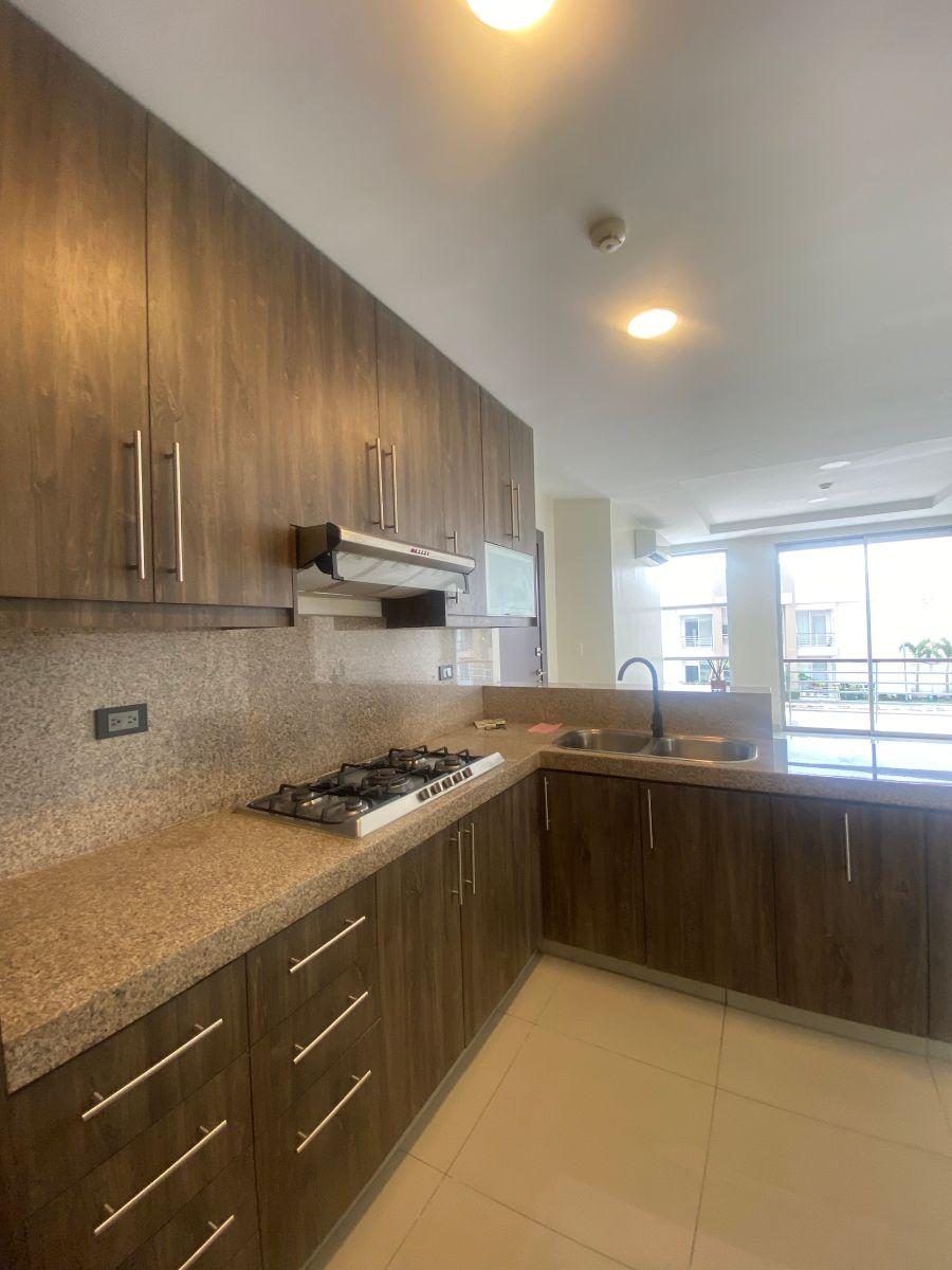 Vendo Departamento Via Samborondón, Guayas — imagen 3