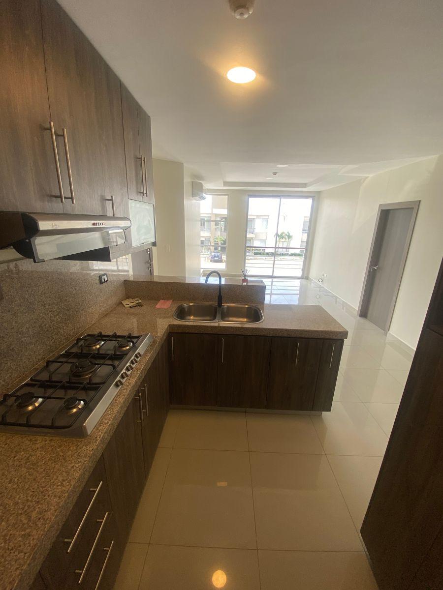 Vendo Departamento Via Samborondón, Guayas — imagen 2