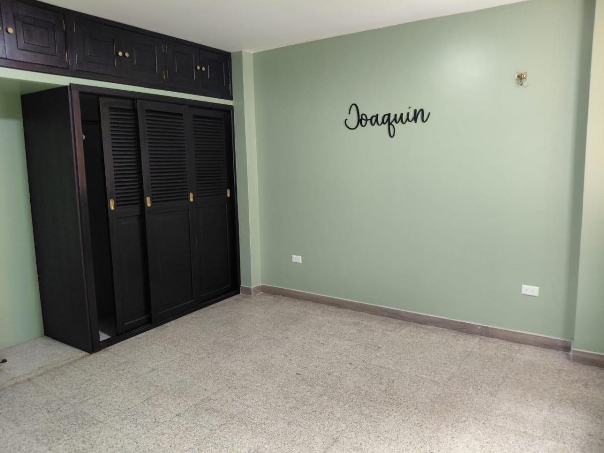 Departamento en Venta 3er Piso Rumichaca Entre Velez y 9 de Octubre, Guayas — imagen 4