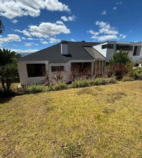 Vendo Casa en Jardines del Este – Cumbayá — imagen 1