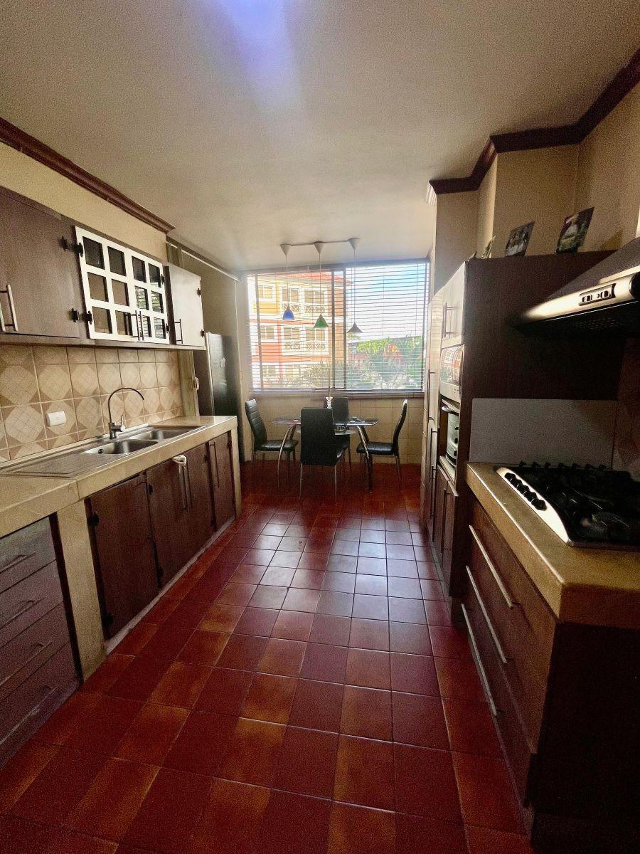 Departamento de Venta en Edificio Centrópolis – Av Francisco de Orellana, Guayas — imagen 8