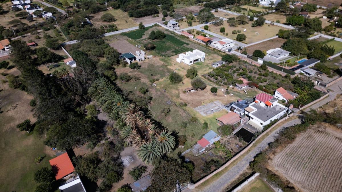 Tumbaco, Terreno en Venta, 3924.49 m² Cos 20%, Frente 61.22 — imagen 6