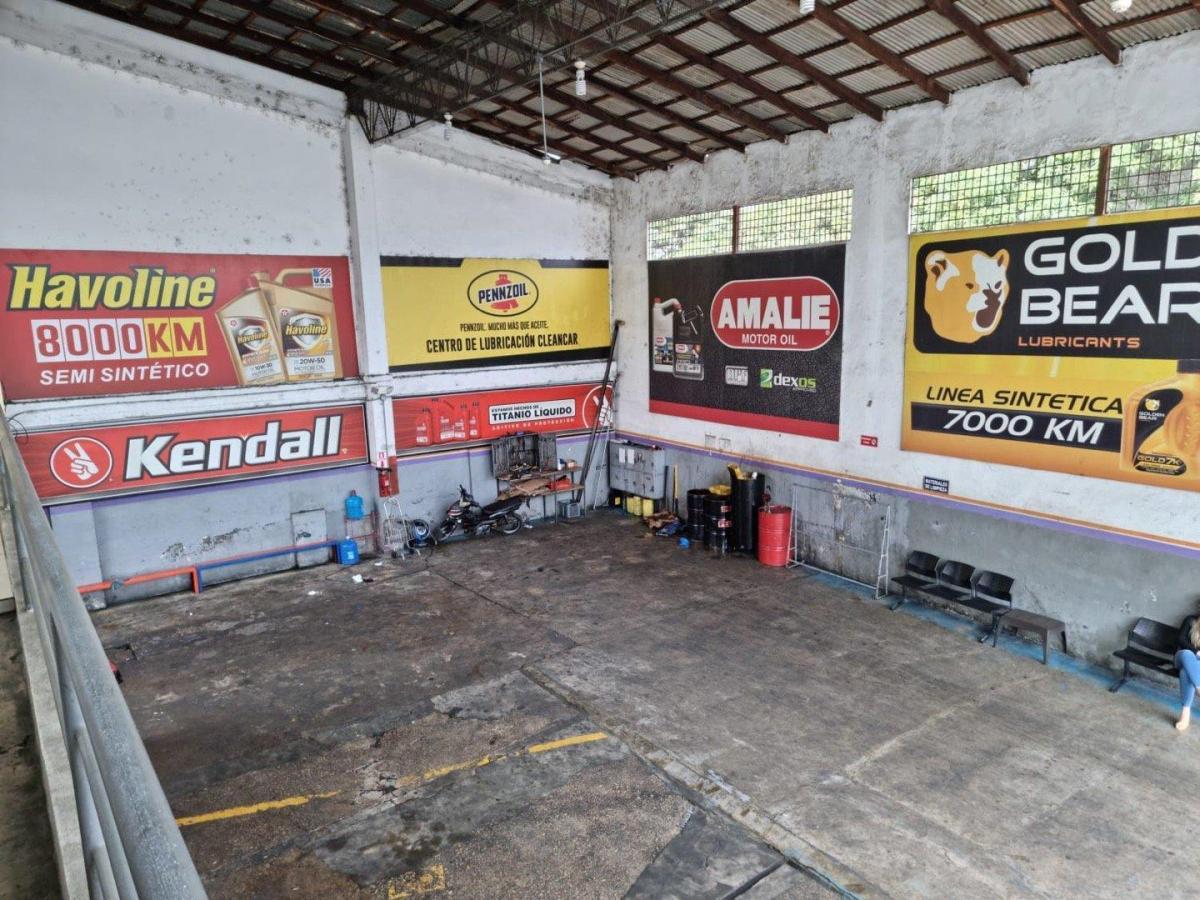 Galpon de Lubricadora de Carros en Gomez Rendon y La 24 Esquina, Guayas — imagen 6