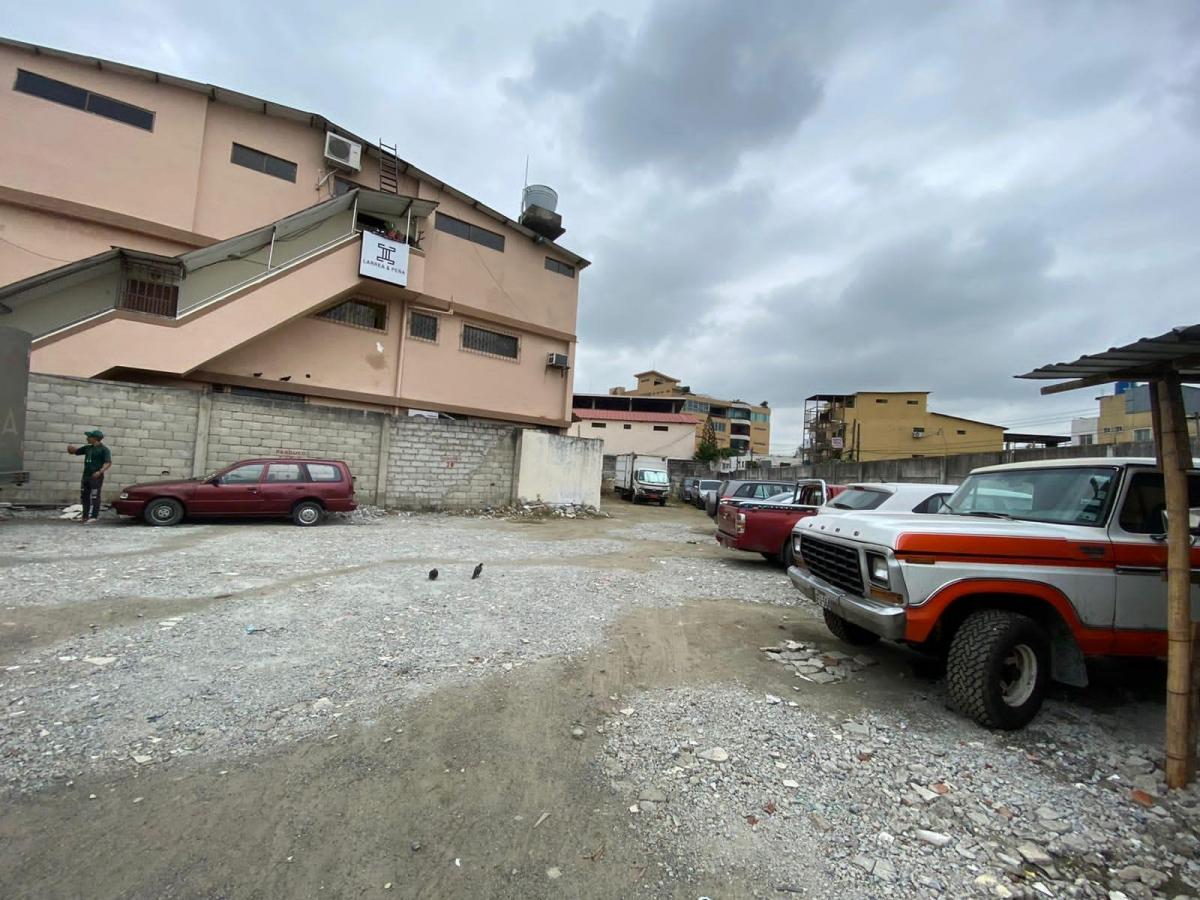 Se Vende Terreno en Esquinero en Cdla. Guayaquil, Guayas — imagen 8