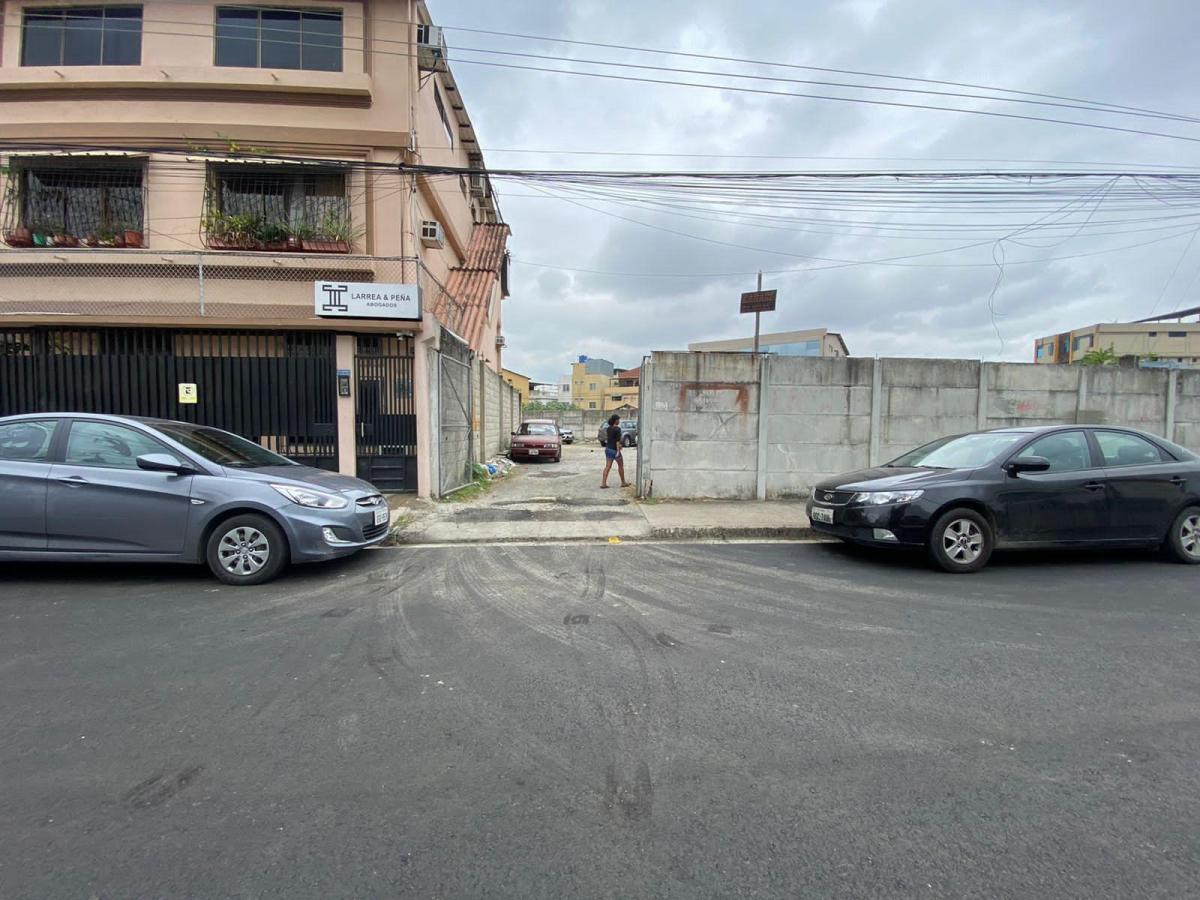 Se Vende Terreno en Esquinero en Cdla. Guayaquil, Guayas — imagen 6