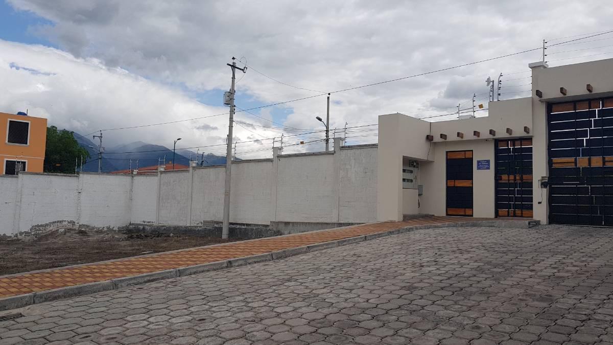 De Oportunidad Vendo Terreno en Conjunto Exclusivo, Imbabura — imagen 2