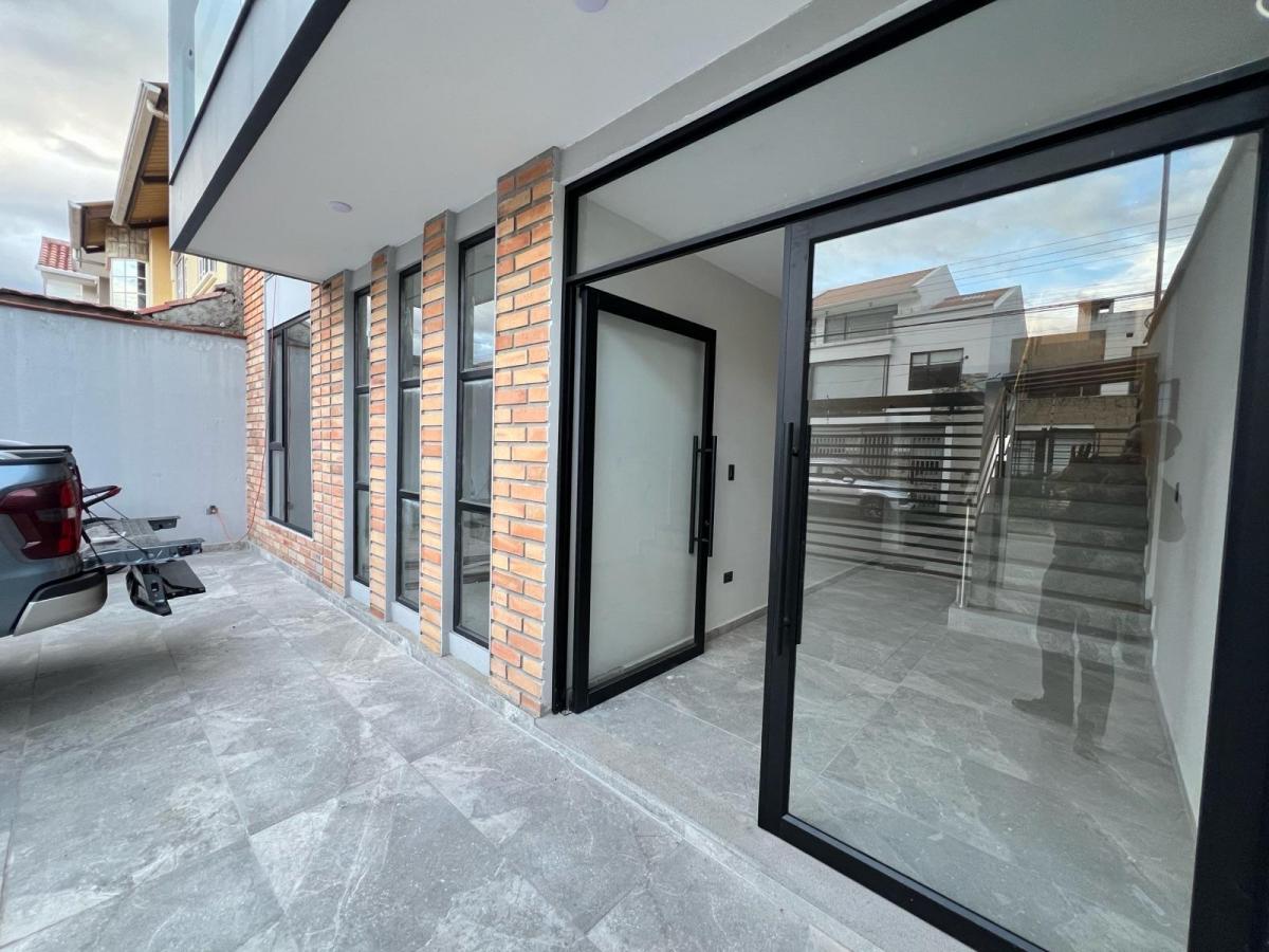 Amplio (137,30 M²) Departamento de Lujo en Venta - Cuenca, Azuay — imagen 6