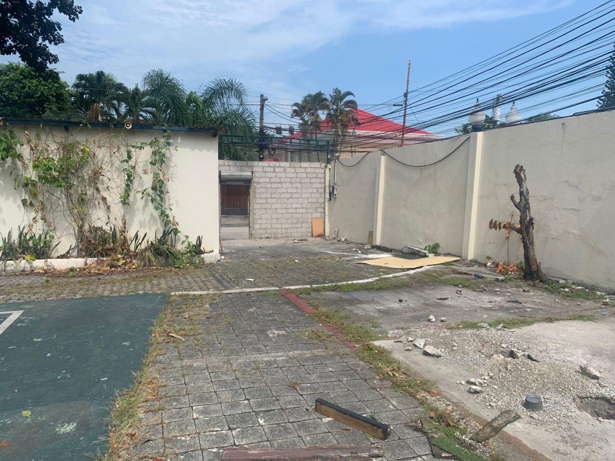 Venta de Terreno en Urdesa Central (A. Q), Guayas — imagen 6