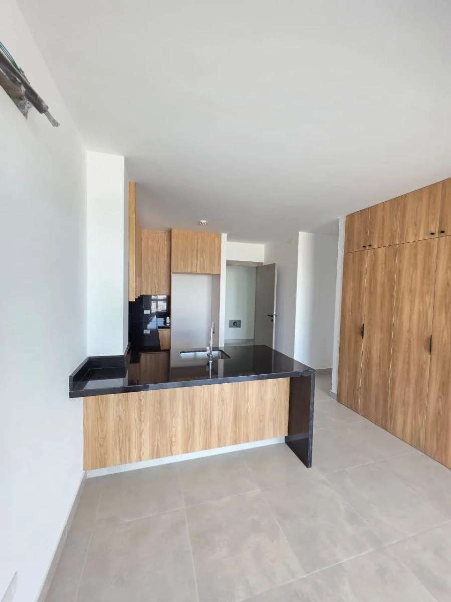 Nuevo Samborondón Km 9.5 Urbanización Vizcaya 2 Departamento de Estreno, Guayas — imagen 5