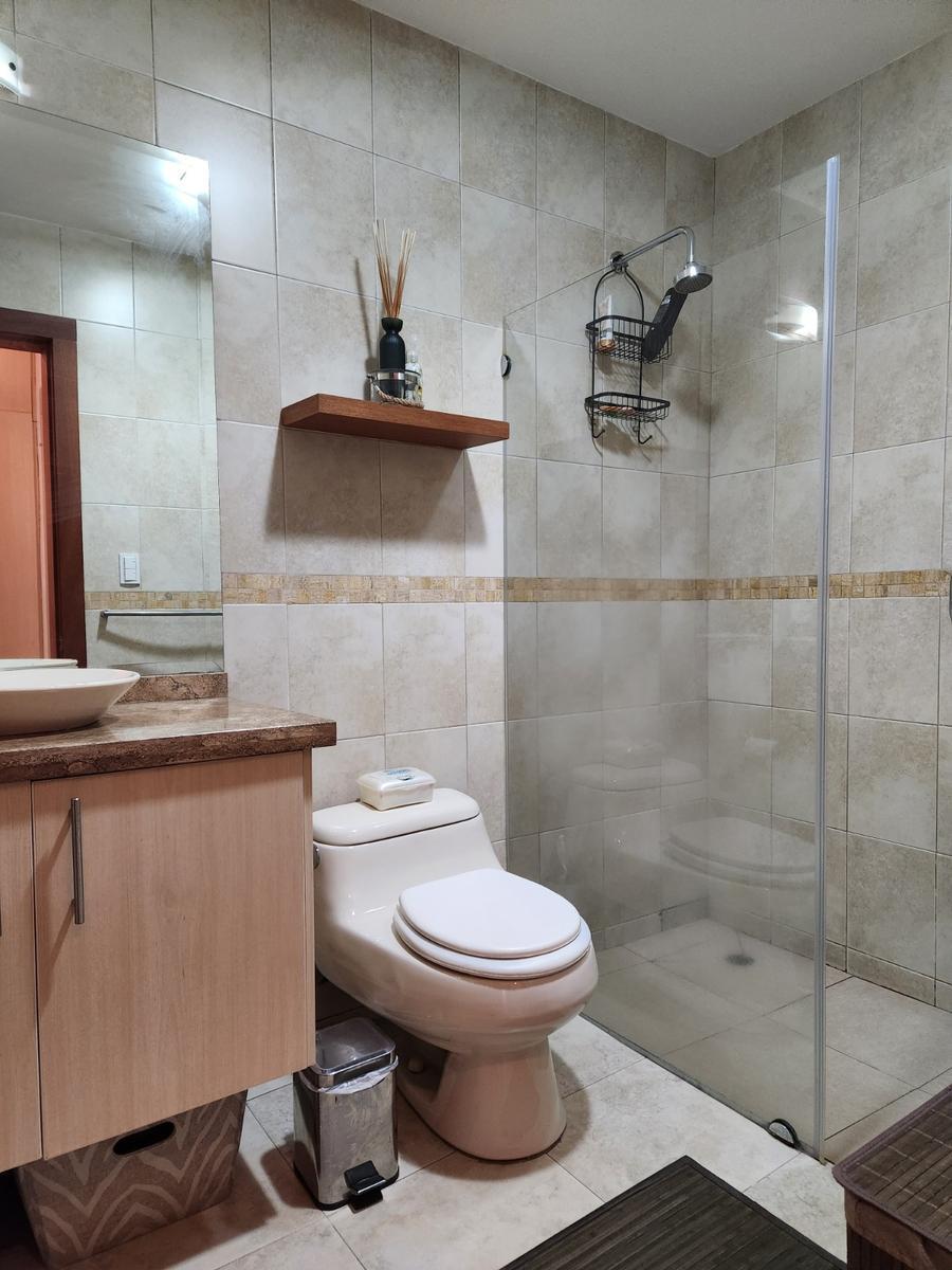 Suite en Venta con Amplio Patio en El Sector de La Coruña. Provincia de Pichincha — imagen 9
