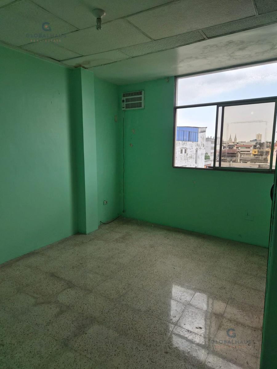 Venta de Departamento Amplio con 3 Habitaciones en Colón y Av del Ejército. Gi. P, Guayas — imagen 5