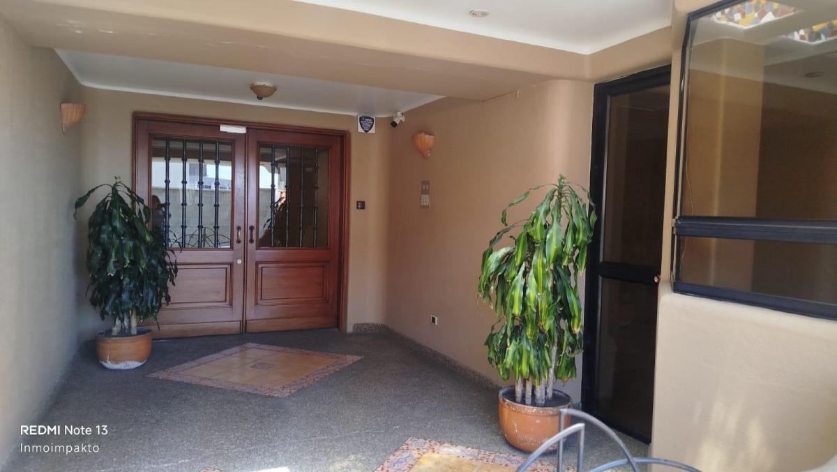 Se Vende Amplio Departamento Dúplex, Sector Quito Tenis. Provincia de Pichincha — imagen 9