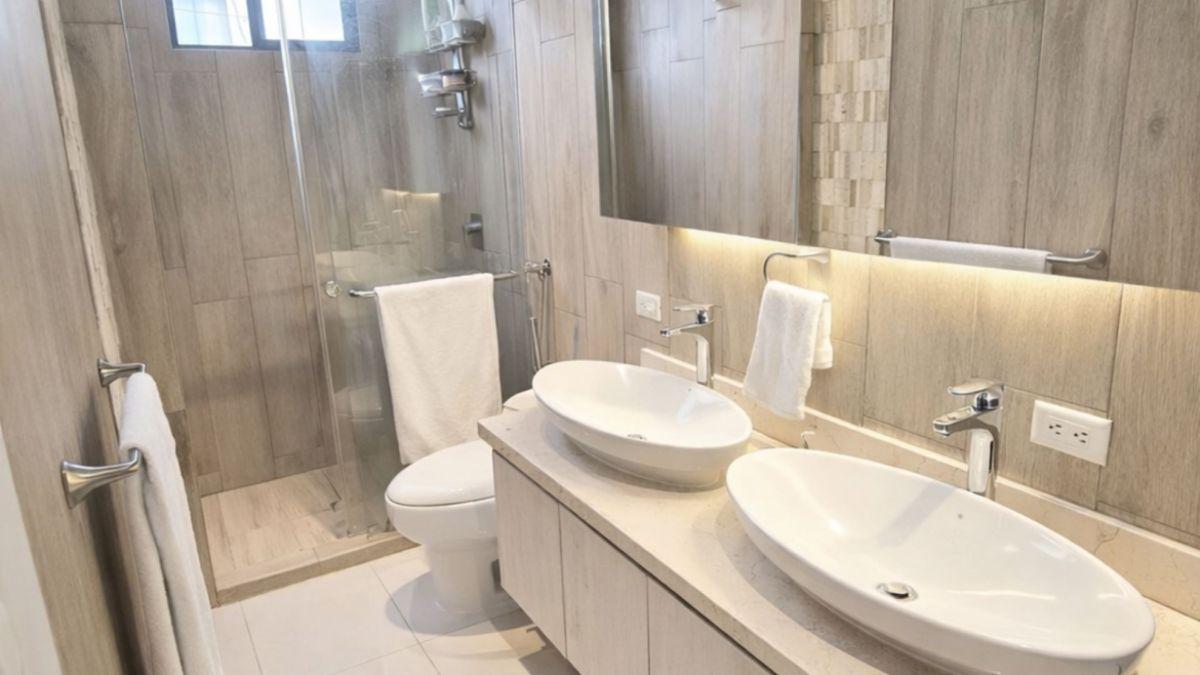 Venta Departamento 3 Dorm. | Samborondon | Zona Uees | Balearia | Patio con Jacuzzi, Terraza, Guayas — imagen 2