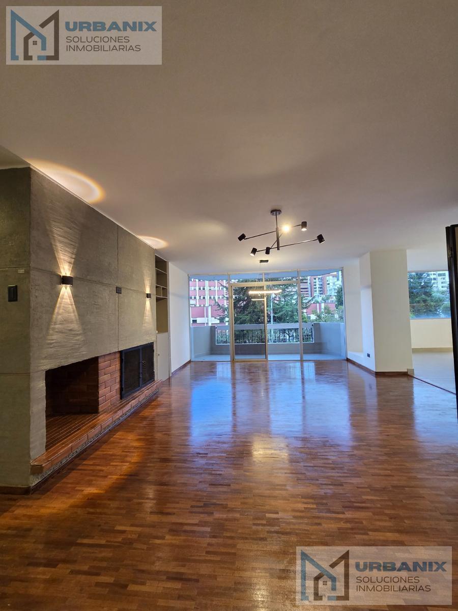 Departamento Colon y 6 de Diciembre - Remodelado — imagen 7