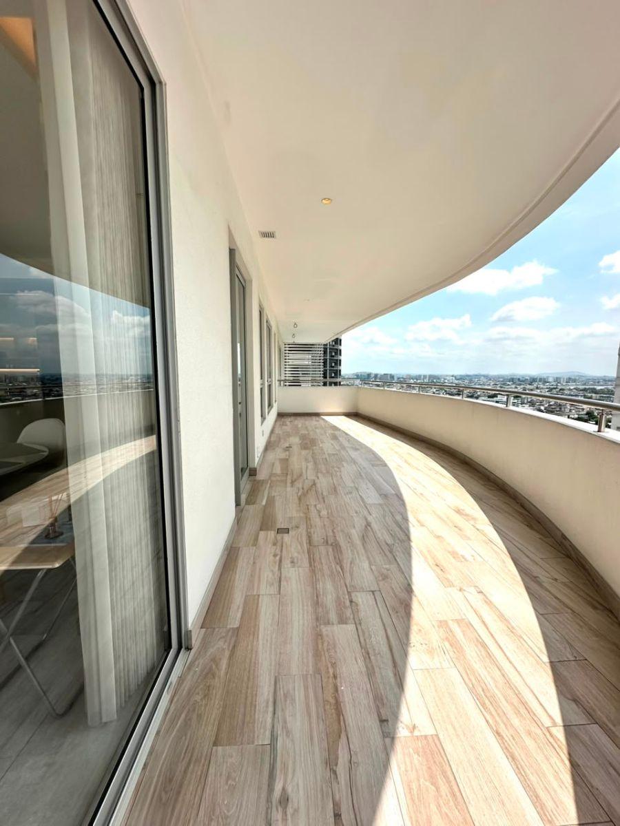 Exclusivo Departamento de Lujo en Venta - Puerto Santa Ana, Guayas — imagen 10