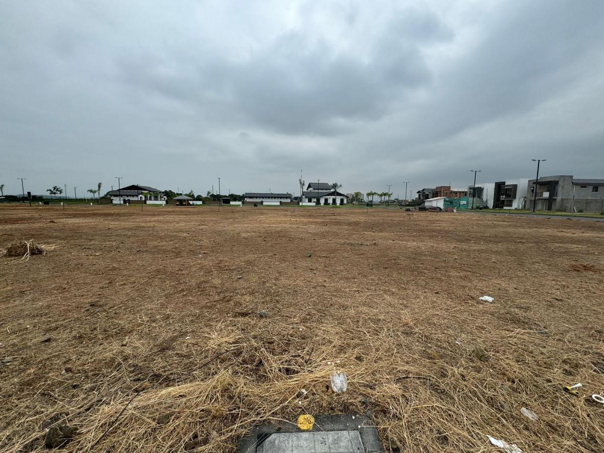 Terreno Esquinero en Venta en Isla Celeste - Samborondón, Guayas — imagen 5
