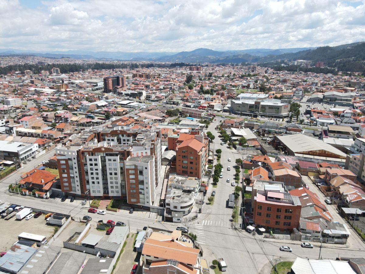 Local Comercial en Venta en Edificio Olimpo - Cuenca, Azuay — imagen 8
