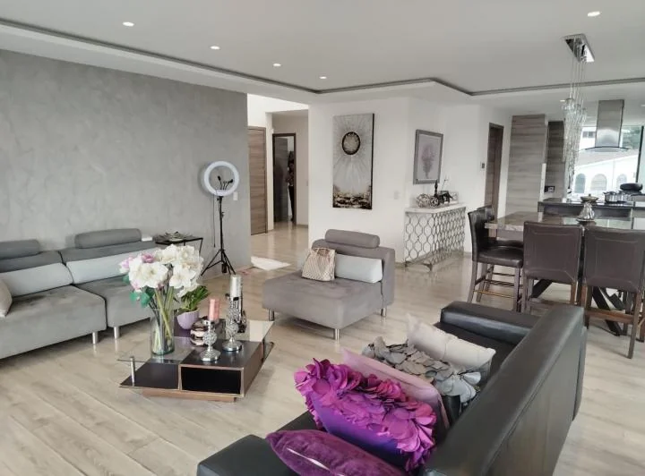 Quito Tenis - Penthouse de 196 m² con Acceso Directo por Ascensor y Terraza Apergolada — imagen 1