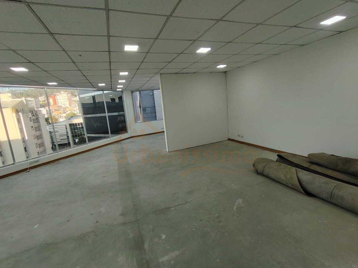 Hm/ Megamaxi! Oficina en Renta Usd 550 y Venta en Usd 149.900 de 60 m² — imagen 8