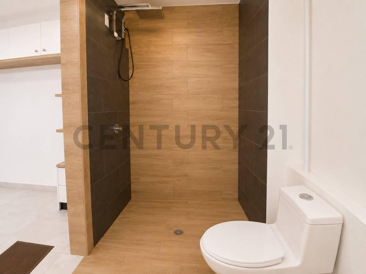 Venta Local Comercial Cerca de La Maternidad del Sur — imagen 2