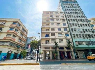 Edificio Esquinero de 8 Pisos en P. Icaza y Boyacá, Guayas — imagen 2