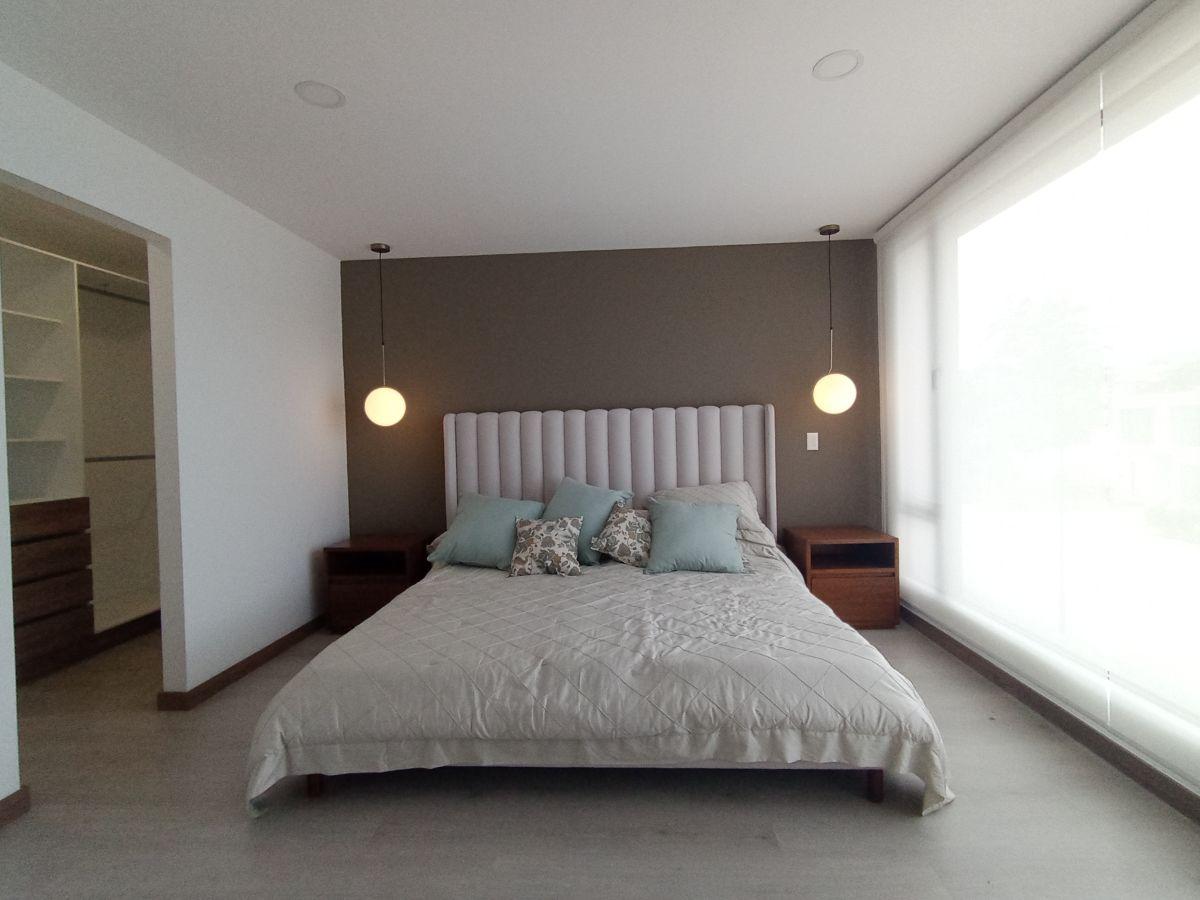 Casa de 3 Dorm. con Jardín Privado en Terralta, Tumbaco – Alta Gama — imagen 8