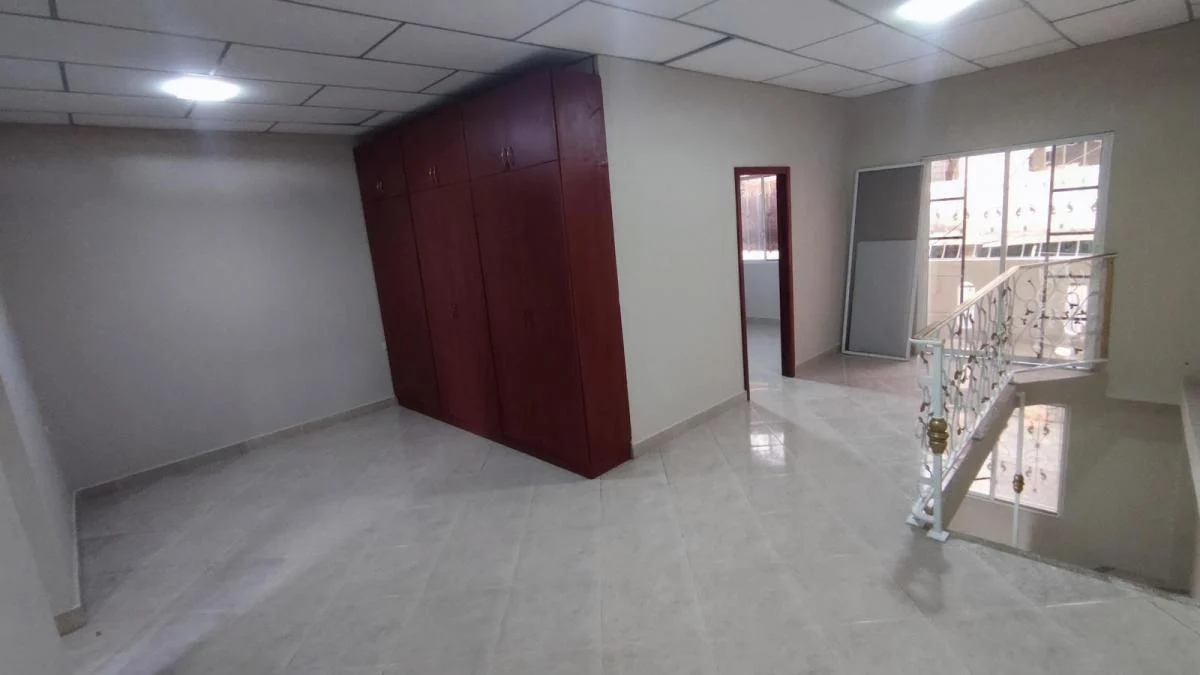 Casa en Venta en Abel Gilbert, Duran Barg, Guayas — imagen 4