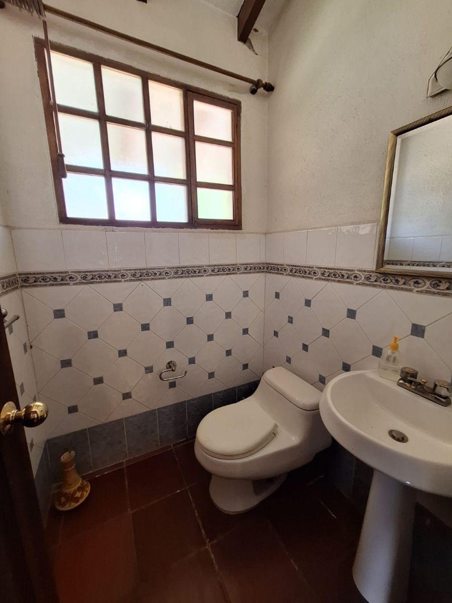 Casa Rústica en Venta con Amplio Terreno – Urbanización Pueblo Viejo de Santa Ana, Sangolquí — imagen 5