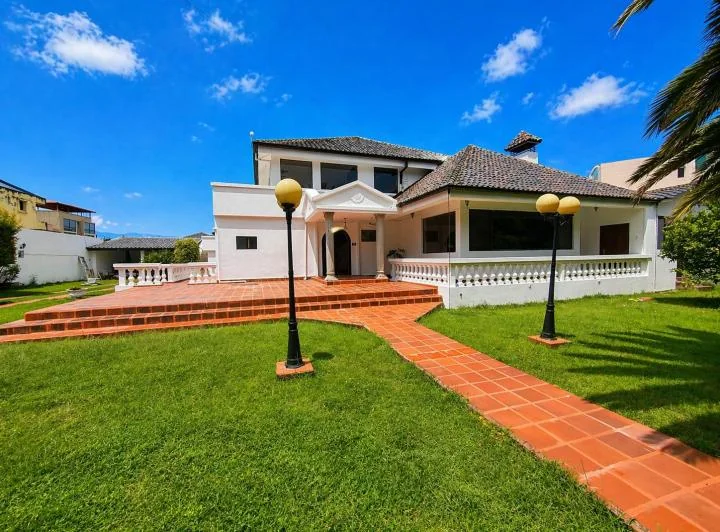 Casa de Venta Río Zamora San Gabriel Los Chillos — imagen 1