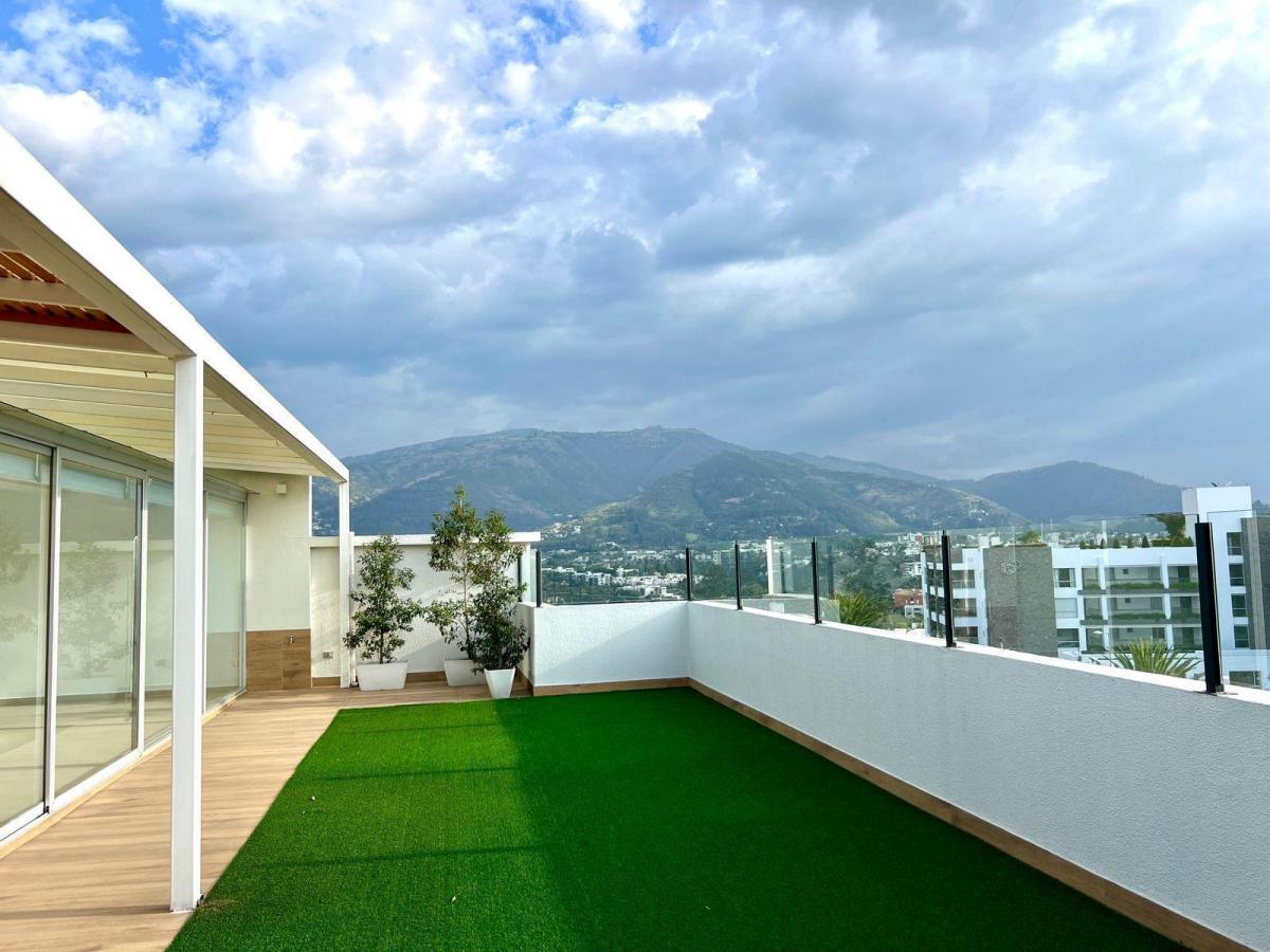 Mv - Sector Cumbaya Penthouse en Venta y Renta 3d 300 m² Mas Terraza Propia 70 m² con Vista — imagen 7