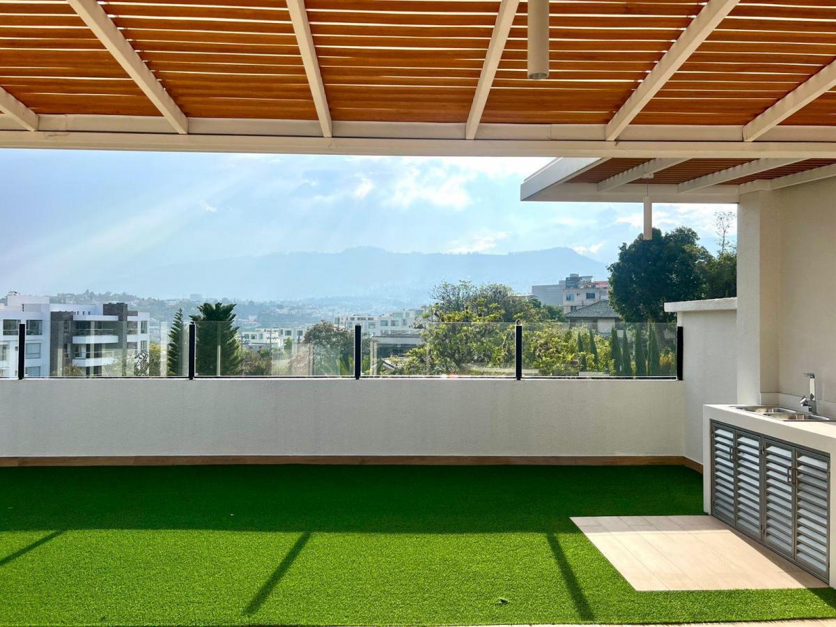 Mv - Sector Cumbaya Penthouse en Venta y Renta 3d 300 m² Mas Terraza Propia 70 m² con Vista — imagen 6