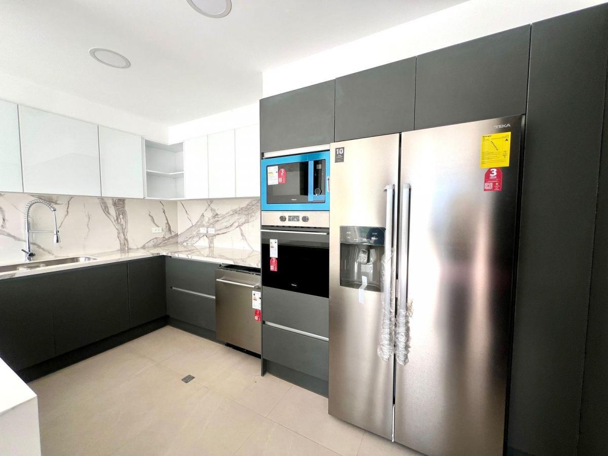 Mv - Sector Cumbaya Penthouse en Venta y Renta 3d 300 m² Mas Terraza Propia 70 m² con Vista — imagen 4