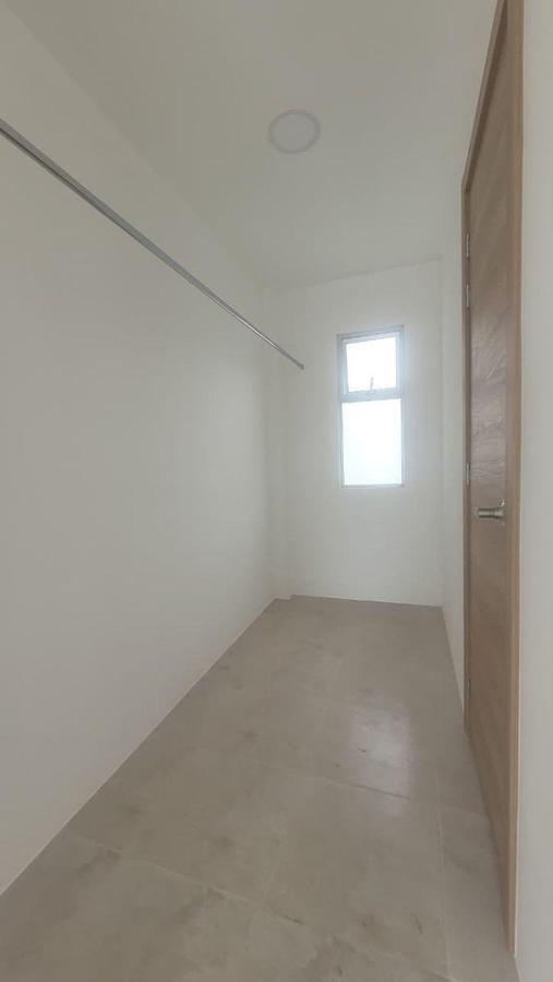 En Venta Casa de Dos Plantas Dos Dorm. en Vistana 1000 Precio de Oportunidad, Guayas — imagen 9