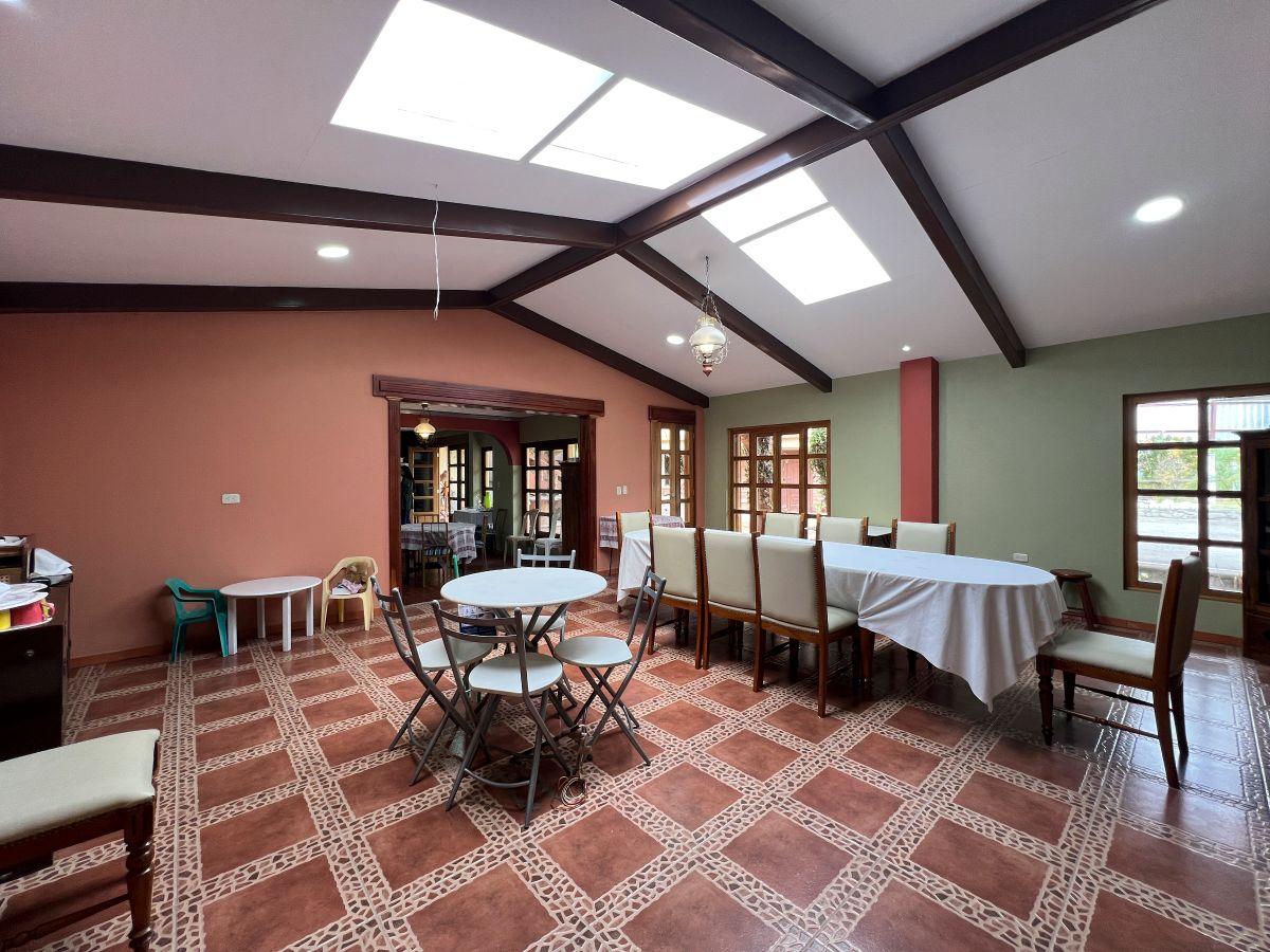 Propiedad Comercial en Venta en Ricaurte, Cuenca, Azuay — imagen 7