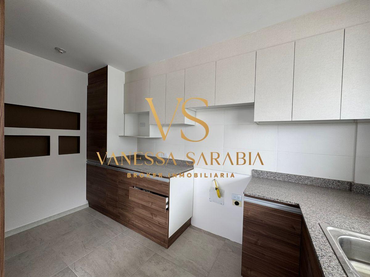 Vendo Casa por Estrenar de Oportunidad Calderon Sector Bonanza, Norte de Quito - Ecuador — imagen 10