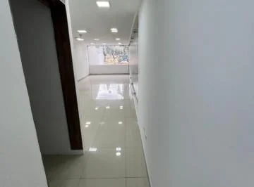 Se Vende Local Comercial Frente a La Carolina Quito — imagen 3