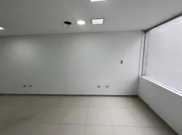 Se Vende Local Comercial Frente a La Carolina Quito — imagen 2