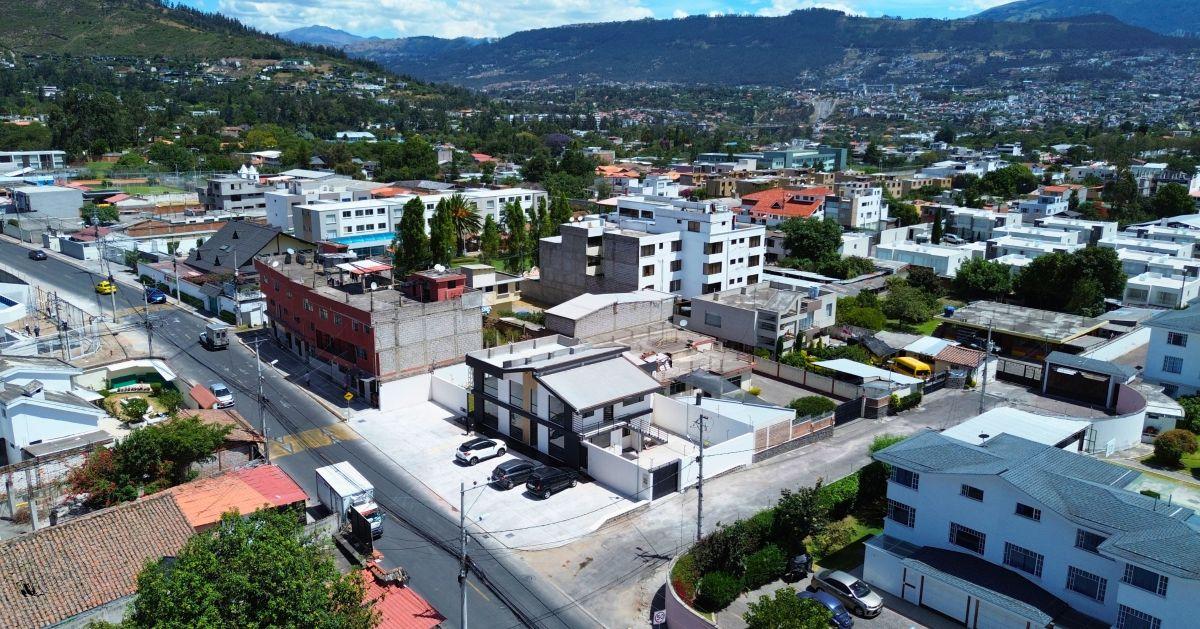 Casa Comercial en Venta 332 m² – Tumbaco — imagen 7