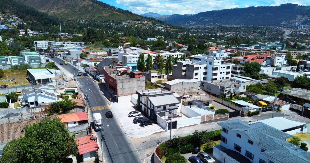 Casa Comercial en Venta 332 m² – Tumbaco — imagen 4