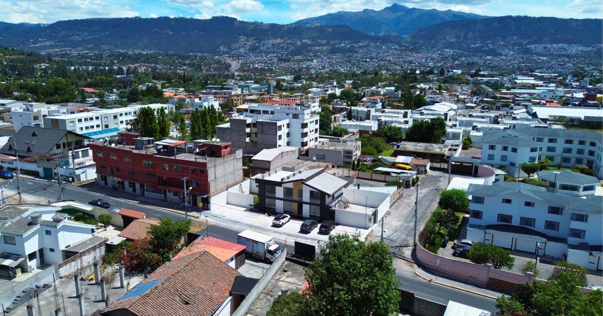 Casa Comercial en Venta 332 m² – Tumbaco — imagen 3
