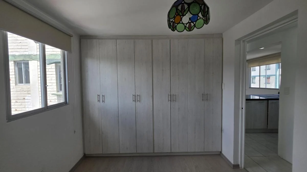 En Venta 2 Dorm. Remodelado Dentro de Condominio - Sector Udla — imagen 5