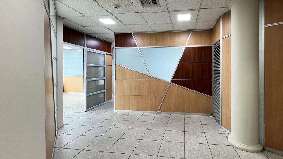 Kennedy Norte Vendo Oficina de 142 m² con Parqueo, Guayas — imagen 6