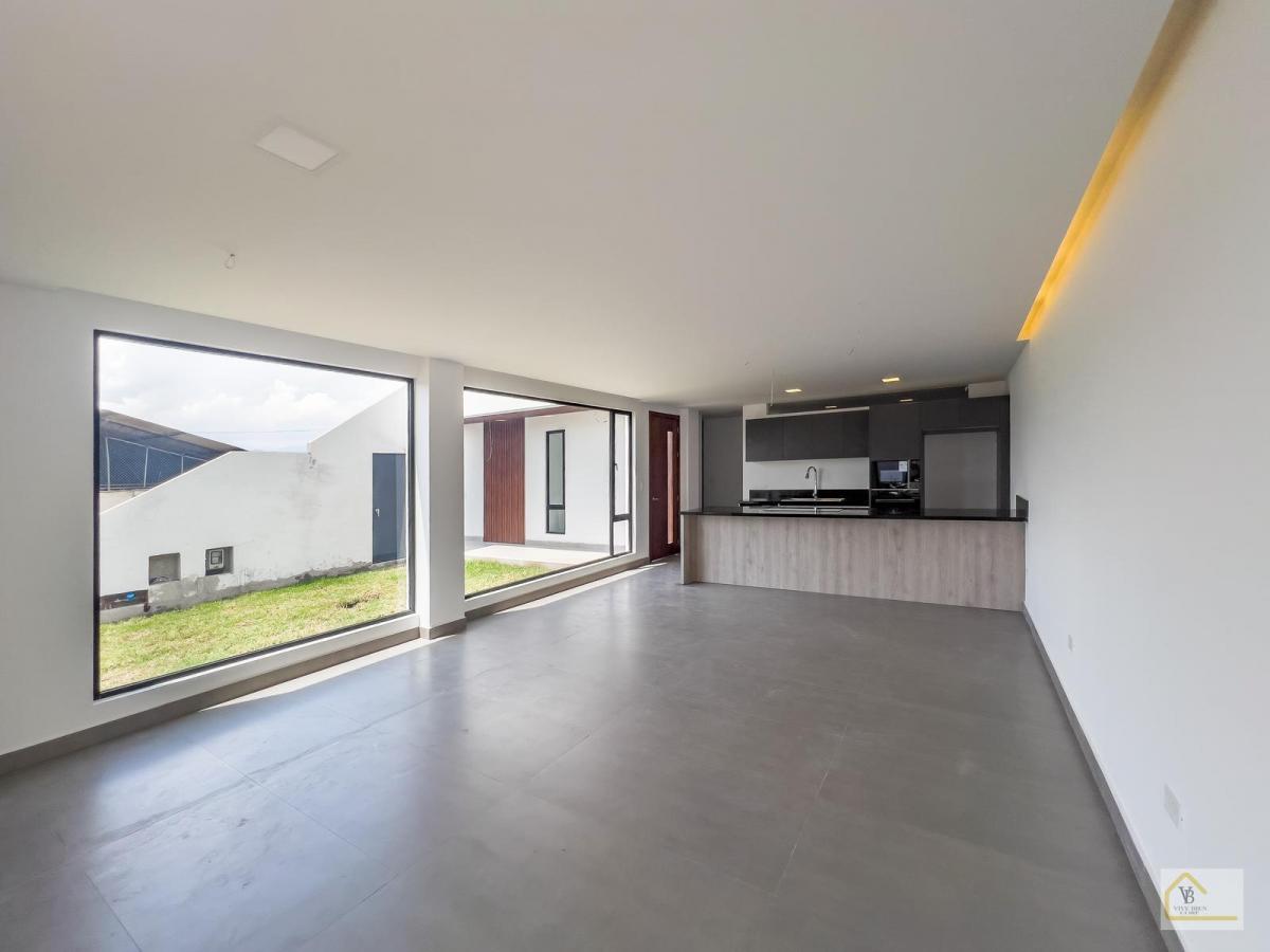 Departamento en Venta con Jardín Sector Hilacril — imagen 9