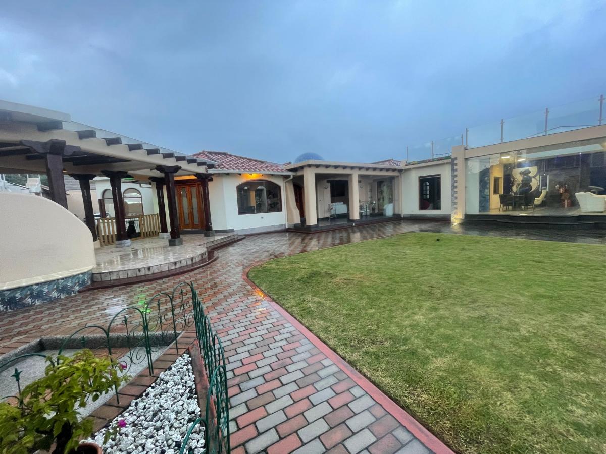 Casa de Lujo en Venta en Cotacachi - Imababura, Imbabura — imagen 9