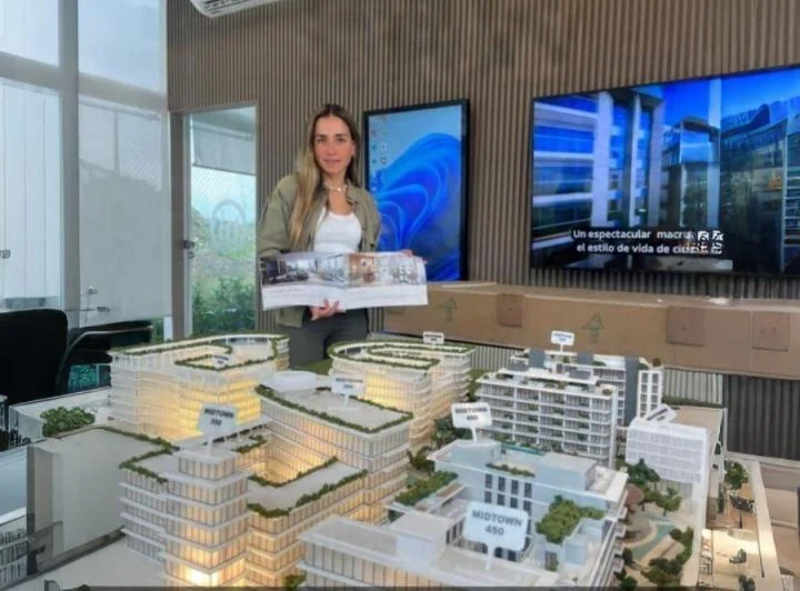 Samborondon Km 1.5 Local en Venta a Estrenar Junio 2027, Guayas — imagen 1