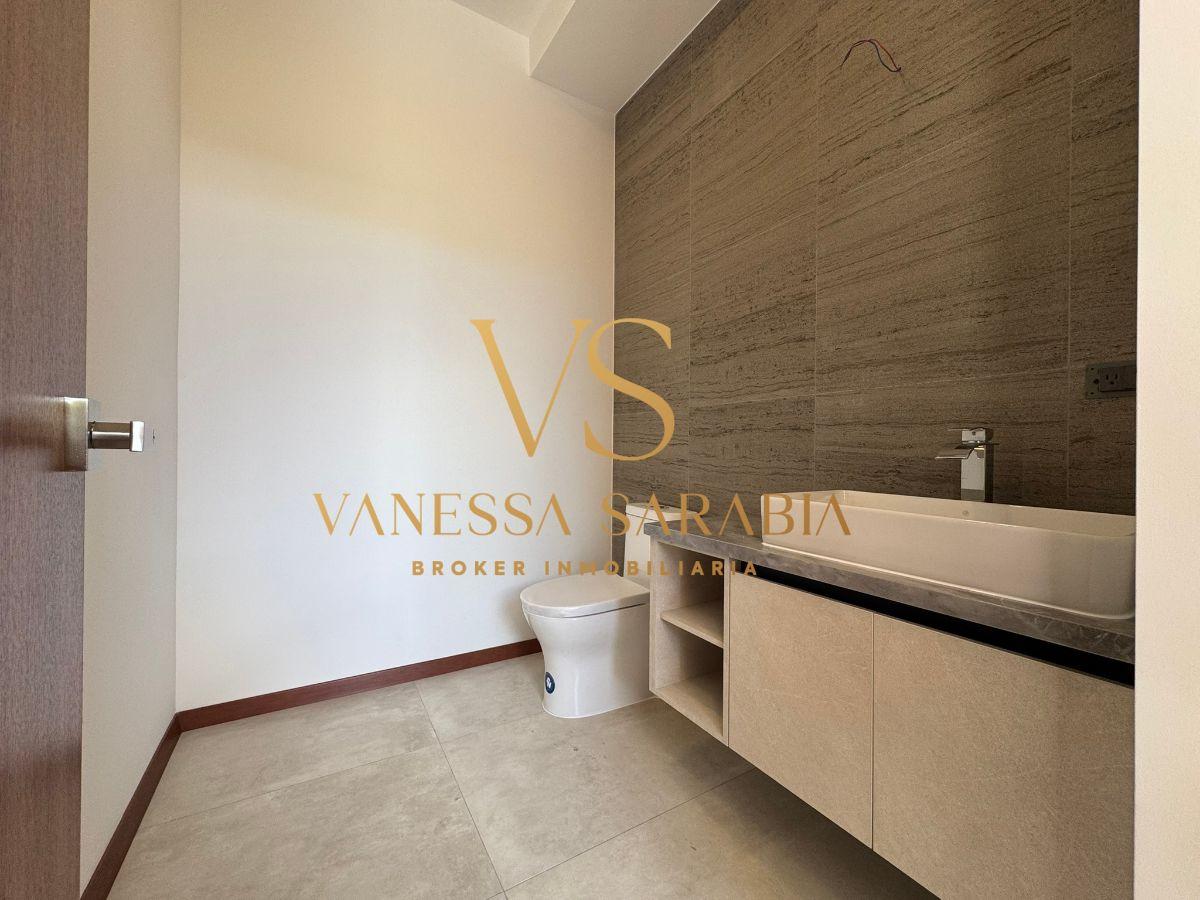 Vendo Casa Nueva por Estrenar en Tumbaco, Quito - Ecuador — imagen 7